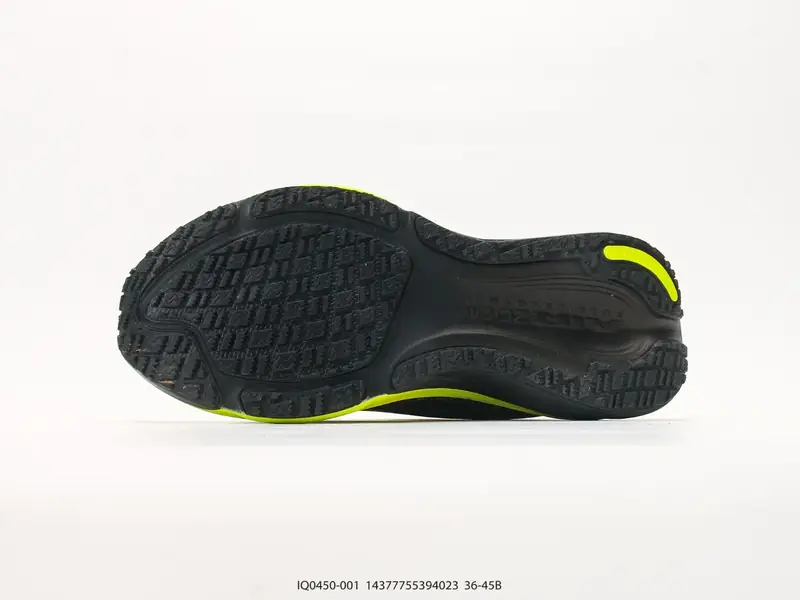 ナイキ ランニングシューズ 通気性 耐久性 メッシュ IQ0450-001 #14377755394023