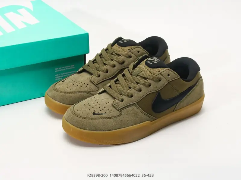 Nike Skateboardschuhe Niedrig IQ8398-200 #14087945664022