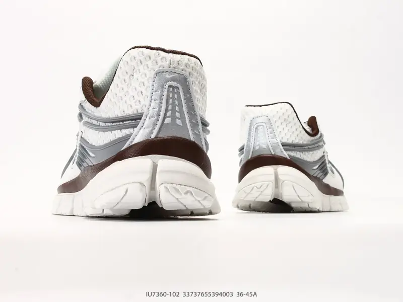 Nike Zoom Skylon 11 舒适柔软透气回弹 复古跑步鞋 网面材质看着很透气 线条的 IU7360-102 #33737655394003