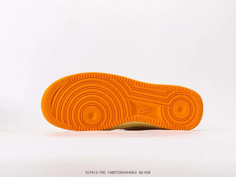 耐克Nike Air Force 1 Low 空军一号低帮百搭休闲运动板鞋 柔软、弹性十足的缓震性能和出色的 IU7612-700 #14807295444063