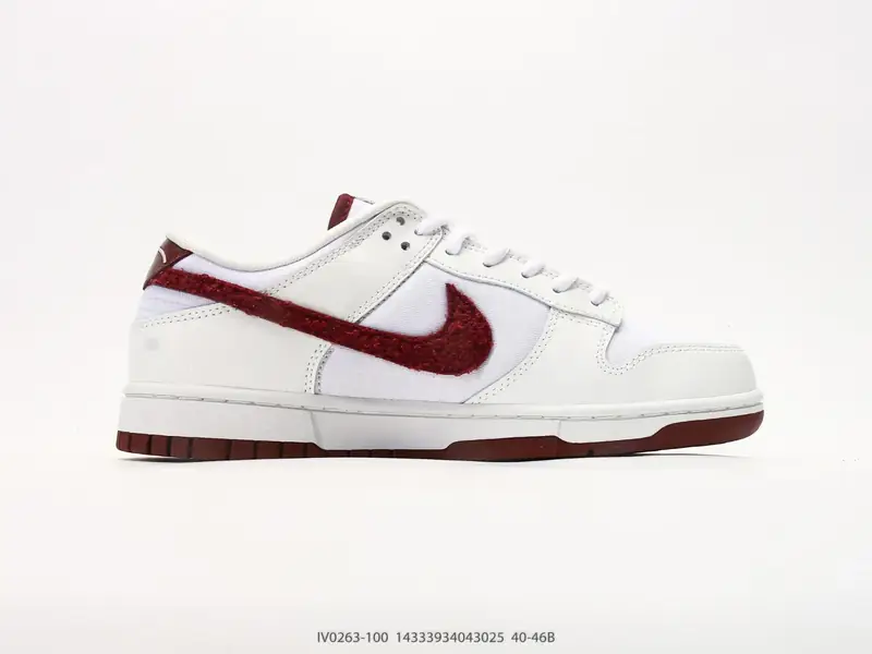 耐克 Nike Dunk Low Retro ‘DIY高端定制’ 低帮休闲运动板鞋 原装头层材料 用料绝不含糊 独家版型蒸餾加工帶來的是更好的视觉和脚感体验 清洁度 电绣 IV0263-100 #14333934043025