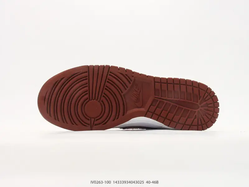 耐克 Nike Dunk Low Retro ‘DIY高端定制’ 低帮休闲运动板鞋 原装头层材料 用料绝不含糊 独家版型蒸餾加工帶來的是更好的视觉和脚感体验 清洁度 电绣 IV0263-100 #14333934043025