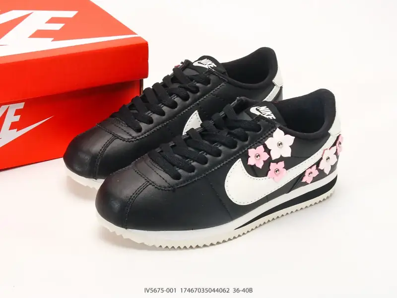 Nike Sports Shoes Retro Classic Comfortable IV5675-001 #17467035044062