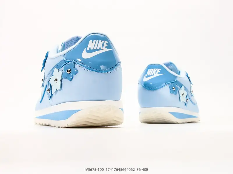 Nike Sports Shoes Retro Classic Comfortable IV5675-100 #17417645664062