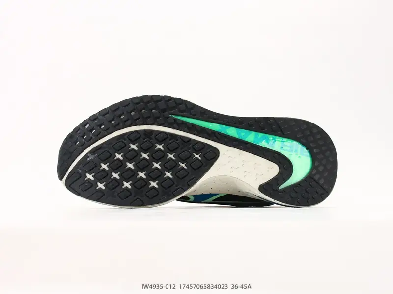 Nike Chaussures de sport Coussin d'air IW4935-012 #17457065834023