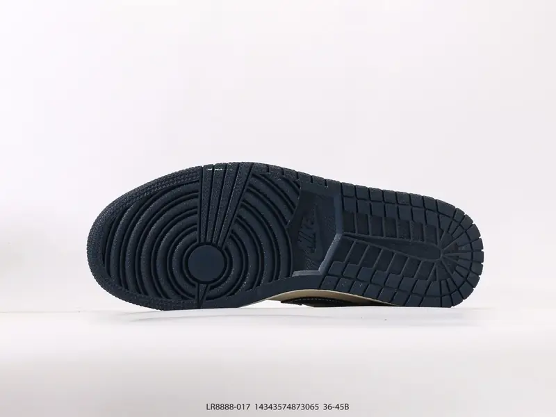 나이키 농구화 레트로 클래식 로우탑 LR8888-017 #14343574873065