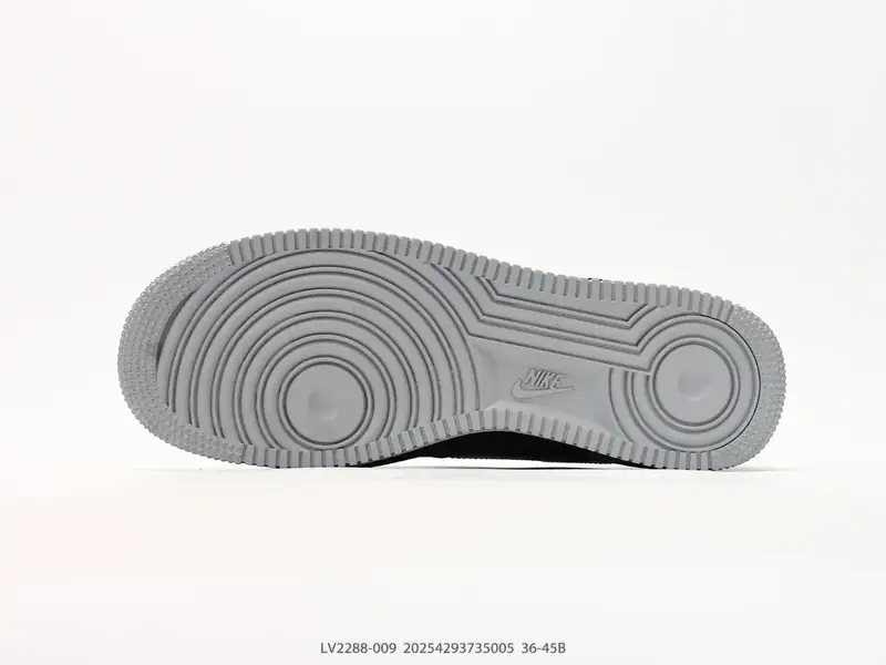 Nike Chaussures de sport Collaboration Basse Coussin d'air LV2288-009 #20254293735005