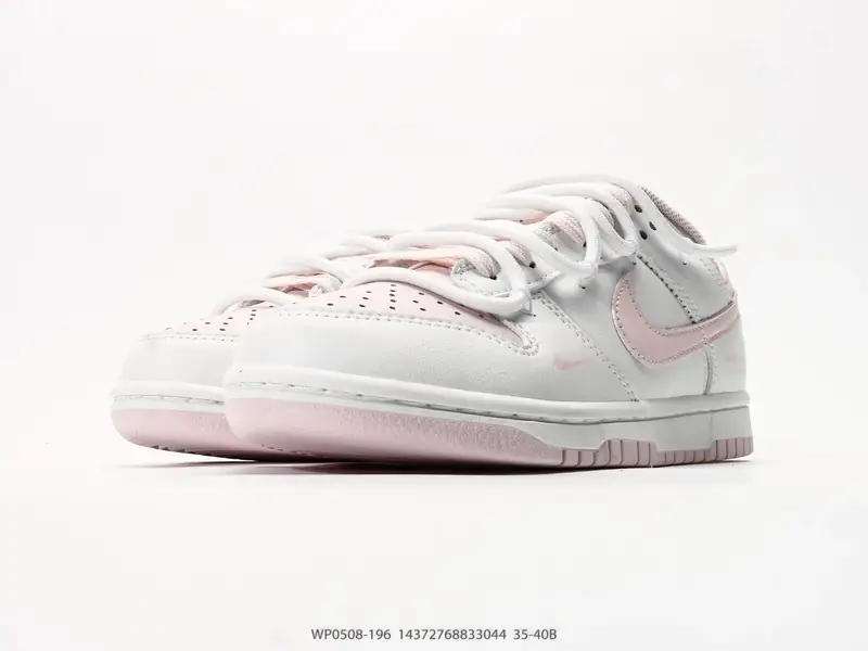 Nike Chaussures de sport Basse WP0508-196 #14372768833044