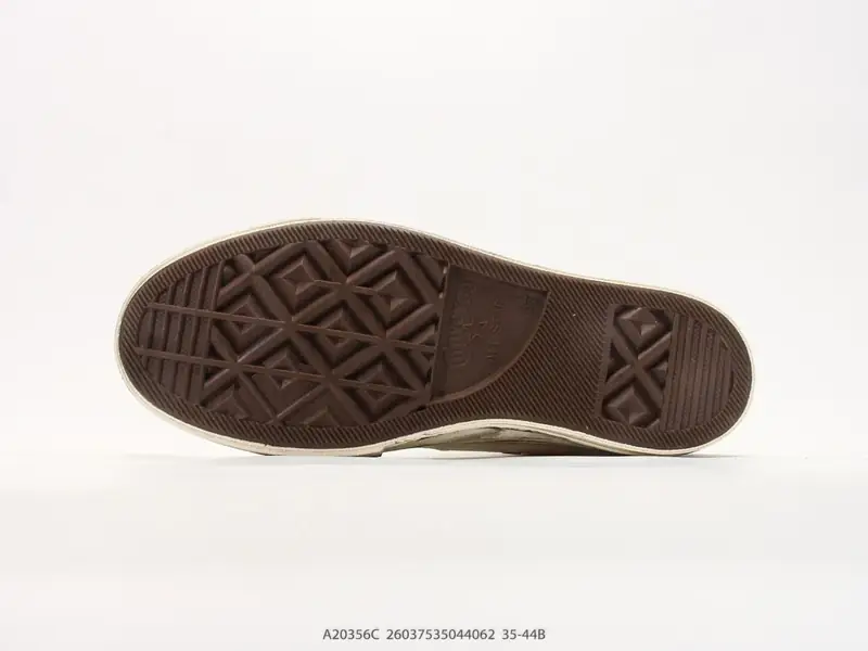 Autres Chaussures casual Rétro Classique Collaboration A20356C