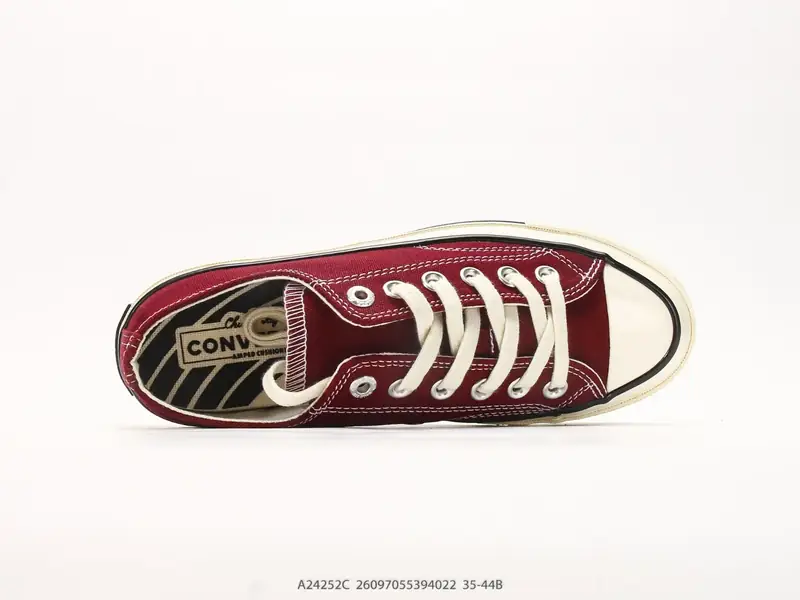 Autres Chaussures de sport Classique Basse A24252C