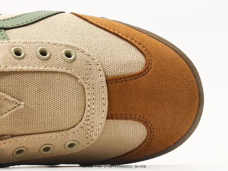 Onitsuka Tiger MEXICO 66 百搭单品 板鞋 MEXICO 66是鬼冢虎旗下最经典的款式，李小龙最喜欢的 DL408-1785 #27987945664022