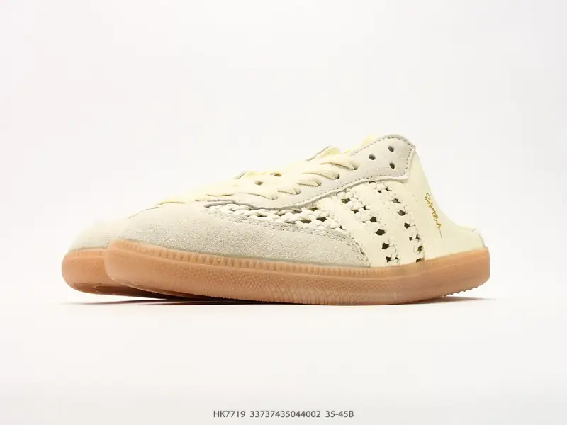 Adidas Freizeitschuhe Niedrig HK7719 #33737435044002