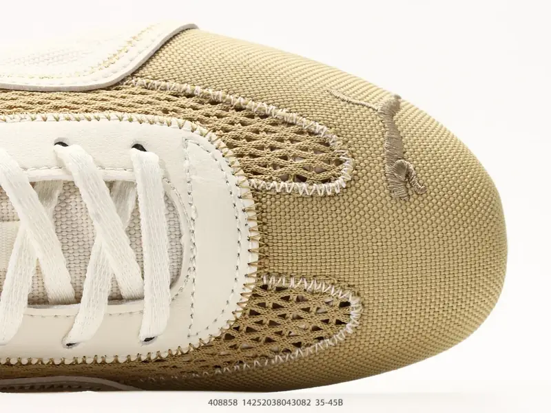PUMA Speedca OG 彪马极速赛车系列 低帮德训风拼接复古百搭休闲运动赛车鞋 鞋款从80、90年代赛车手所穿的防火赛车鞋为原型，鞋身线条模仿了赛车的流线廓形，体现了空气动力学原理的结构 408858 #14252038043082