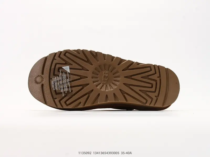 UGG Chaussures de sport Semelle épaisse 1135092
