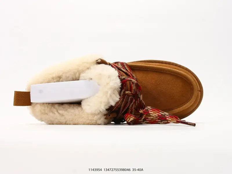 UGG Chaussures de sport  1143954 #13472755398046