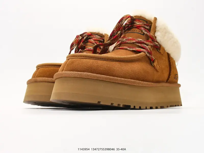 UGG Chaussures de sport  1143954 #13472755398046