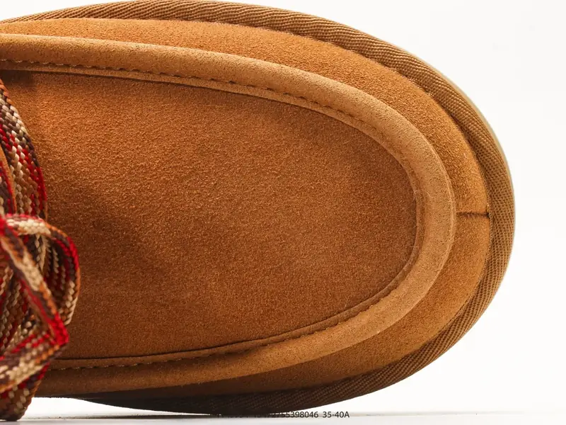 UGG Chaussures de sport  1143954 #13472755398046