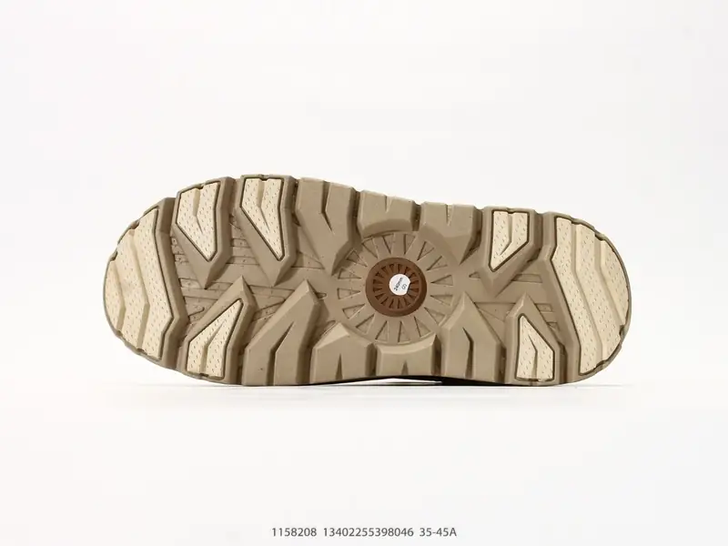 UGG Sepatu Olahraga Tren Nyaman Mode 1158208 #13402255398046