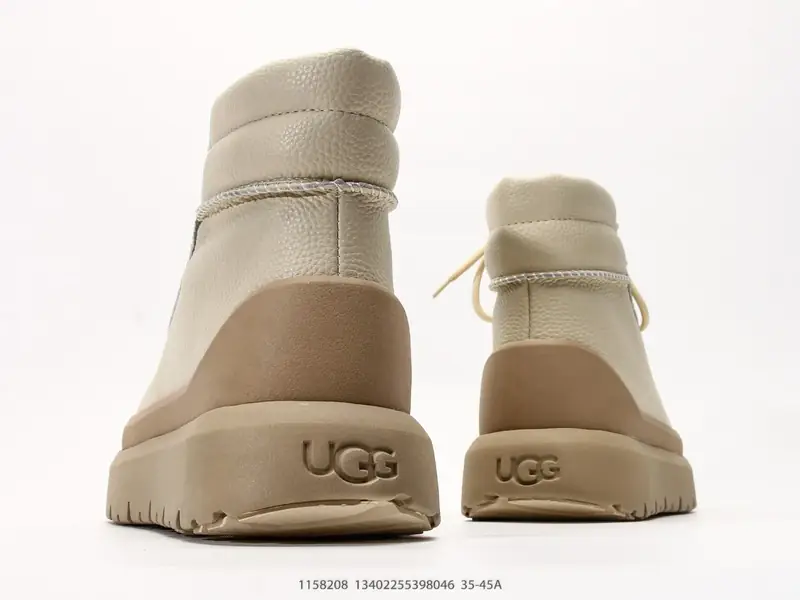 UGG Sepatu Olahraga Tren Nyaman Mode 1158208 #13402255398046